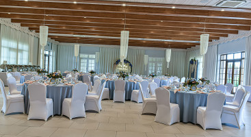 Nowa Holandia À l'intérieur