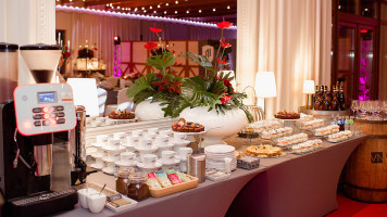 Nowa Holandia À l'intérieur