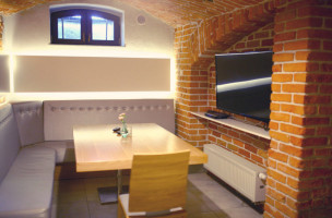 Willa Puck Cafe Dentro