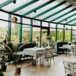 Restauracja Quartet Kantor Auta Na zewnątrz
