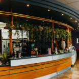 Restauracja Quartet Kantor Auta Na zewnątrz