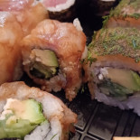 Tsunami Sushi Comida