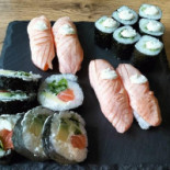 Sushi 77 Dania