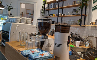 Winkiel Kawiarnia Bebida