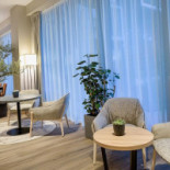 Sobre De La Mesa Dentro