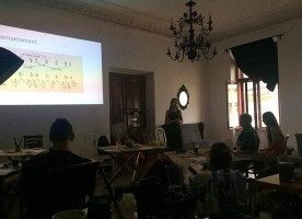 Lostbar À l'intérieur