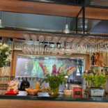 Hello Vietnam 2 outside