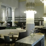 Column À l'intérieur