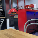 Czerwony Stefan Exterior