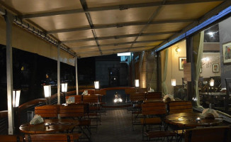 Pizzeria Na Nowolipkach À l'intérieur