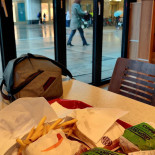 Salad Story Wewnątrz