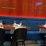 Reina Steakhouse And Seafood Wewnątrz