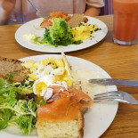 Żona Krawca Nourriture