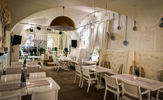 Bistro Warszawa Kabaczynski I Wojtowicz SC