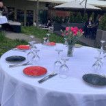 Olivos Cafe Exterior