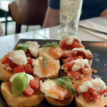 Calimero Café Warszawa Mokotów Kawiarnia Speciality, śniadania I Obiady Bez Glutenu Dania