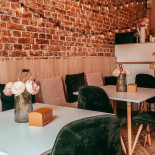 Same Maszkety À l'intérieur