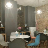 Same Maszkety À l'intérieur