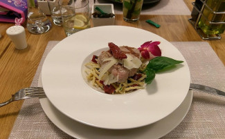 Q Plus Katowice Nourriture