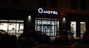 Q Plus Katowice Exterior