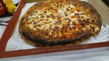Maxi Pizza Nourriture