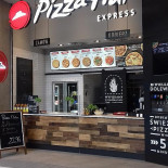 Pizza Hut Katowice 3 Stawy Na zewnątrz