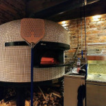 Pizza Z Pieca Classic Italian Style Na zewnątrz