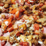 Nocna Pizza Nourriture