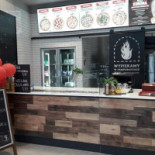 Pizza Hut Katowice 3 Stawy Na zewnątrz