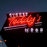 Teddy's Burger N' Logo
