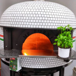 Pizzeria Vesuviana Włoska Pizza Neapolitańska Z Pieca Napój