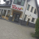 Maja Na zewnątrz
