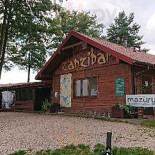 Tawerna Zanzibar Na zewnątrz