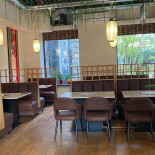 Hotpot Asia Deli Wewnątrz