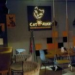 Kocia Kawiarnia Cat&alice Wewnątrz