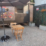 Polli Grill Na zewnątrz