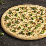 Gorący Trójkąt Pizza Nowy Świat Dania