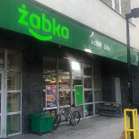 Żabka Prosto Z Pieca Na zewnątrz