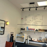 Kawiarnia Kohfe Specialty Coffee Wewnątrz