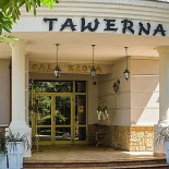 Tawerna Lucyna Szatkowska Na zewnątrz