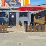 Zacisze Restauracja Na zewnątrz