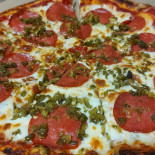 Pizzeria Andara. Pizza Z Dostawa I Na Miejscu Dania