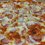 Pizzeria Andara. Pizza Z Dostawa I Na Miejscu Dania