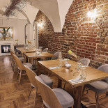 Romantyczna Restauracja Wewnątrz