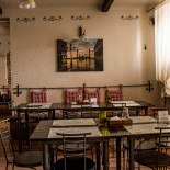 Pizzeria Trattoria Presto Wewnątrz