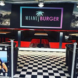 Miami Burger Wewnątrz