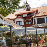 Columbus Tavern Ustka Na zewnątrz