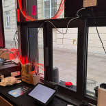 Just Win Cafe – Integracyjna Kawiarnia To Go Warszawa Na zewnątrz