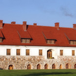Klasztor Na zewnątrz
