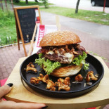 Burgerjan Dania